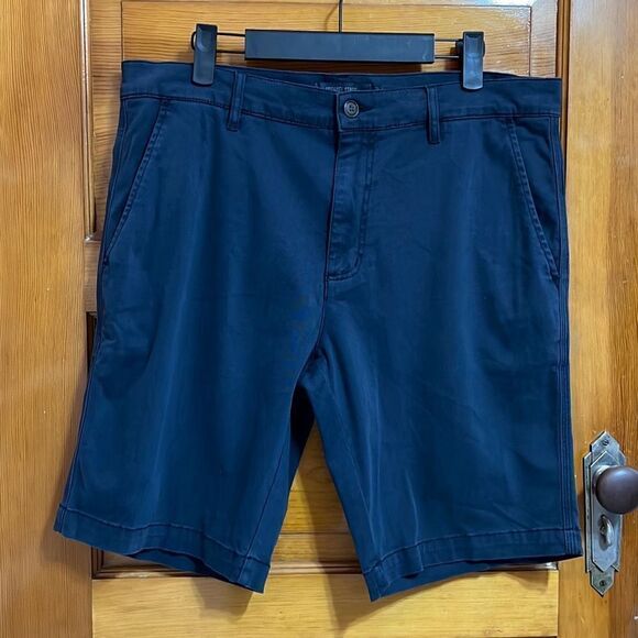 Michael Stars Dark Navy Chino Shorts Men’s Waist 33 - Picture 1 of 5